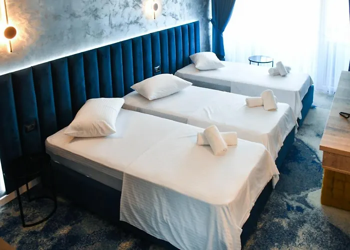 Topaz 4* 4* Cap Aurora