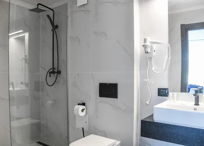 Topaz 4* Otel Cap Aurora