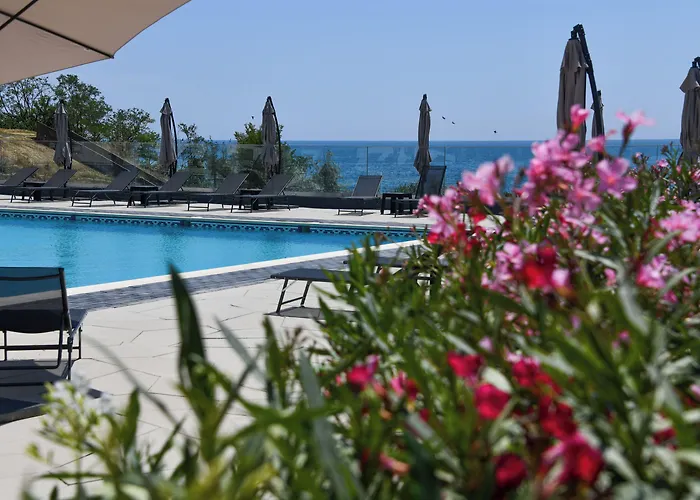 Topaz 4* Otel Cap Aurora